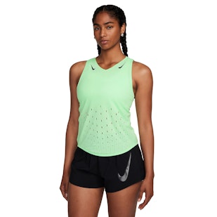 Main image showing a product in the gallery