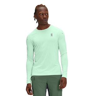 Main image showing a product in the gallery