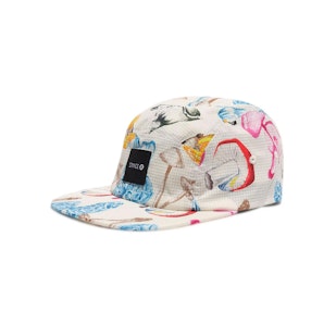 Main image showing a product in the gallery