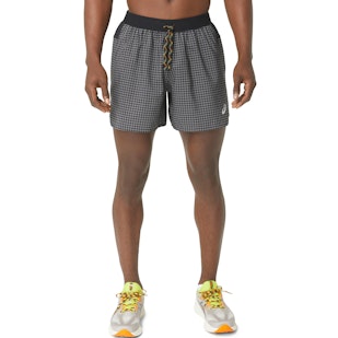 Main image showing a product in the gallery