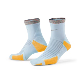 Main image showing a product in the gallery