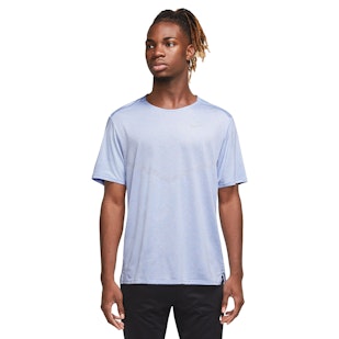 Main image showing a product in the gallery