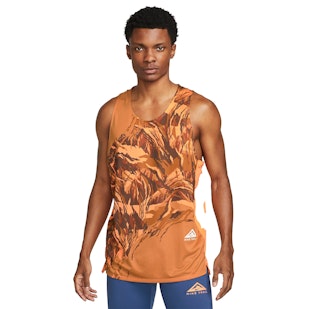 Main image showing a product in the gallery