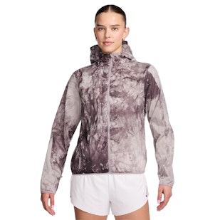 Main image showing a product in the gallery