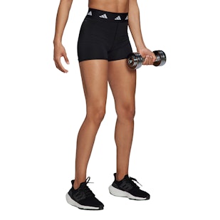 Main image showing a product in the gallery