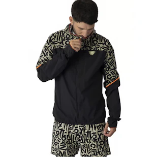 Main image showing a product in the gallery