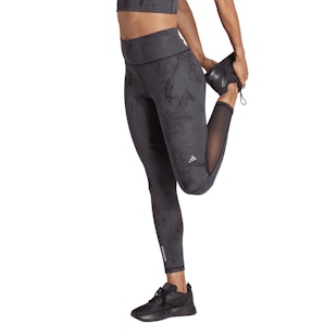 Main image showing a product in the gallery