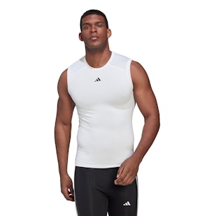 Main image showing a product in the gallery