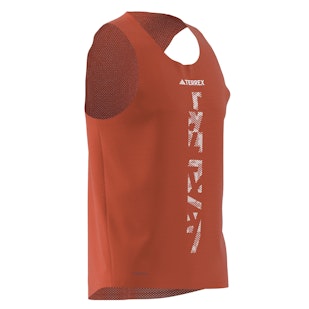 Main image showing a product in the gallery