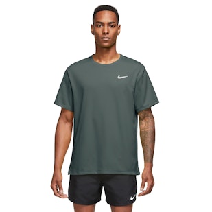 Main image showing a product in the gallery