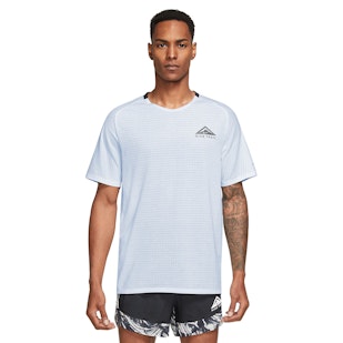 Main image showing a product in the gallery