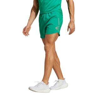 Main image showing a product in the gallery