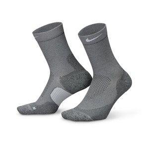 Nike Fast Midweight Crew Socks Unisex Nike Fast Midweight Crew Socks Unisex