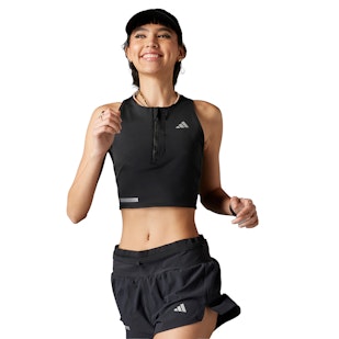 Main image showing a product in the gallery