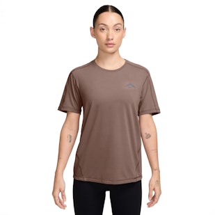 Main image showing a product in the gallery