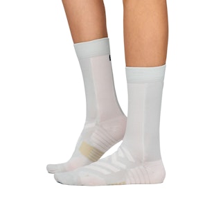 Main image showing a product in the gallery