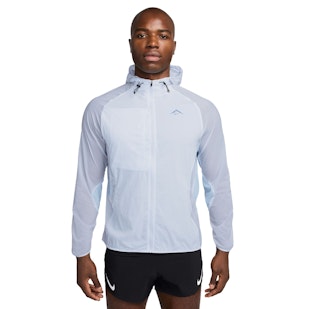 Main image showing a product in the gallery