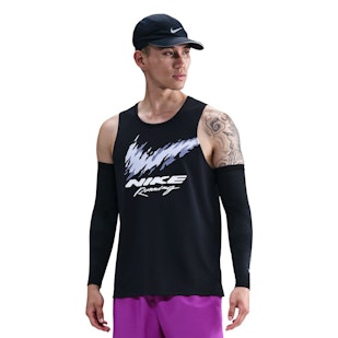 Main image showing a product in the gallery