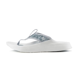 Main image showing a product in the gallery