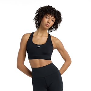 New Balance Essential Run Sports Bra Dames New Balance Essential Run Sports Bra Dames