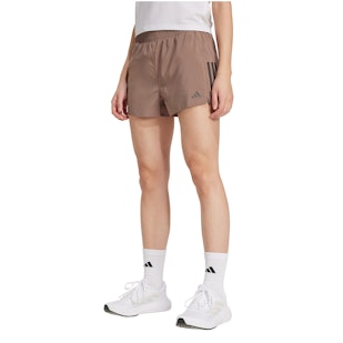 Main image showing a product in the gallery