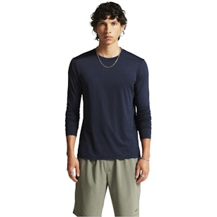 Main image showing a product in the gallery