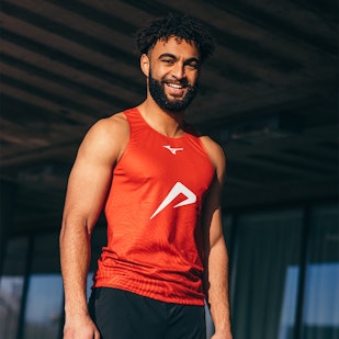 Main image showing a product in the gallery