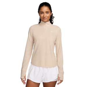 Nike Trail Dri-FIT Half Zip Mid Layer Dames Nike Trail Dri-FIT Half Zip Mid Layer Dames