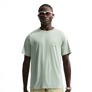 Main image showing a product in the gallery