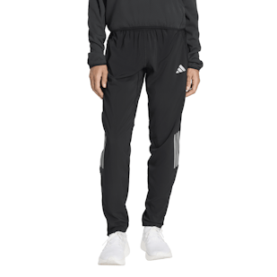 Main image showing a product in the gallery