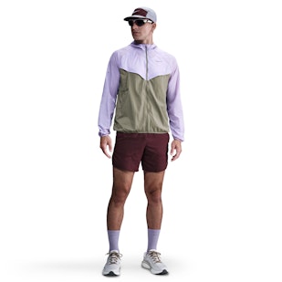 Main image showing a product in the gallery