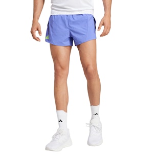 Main image showing a product in the gallery