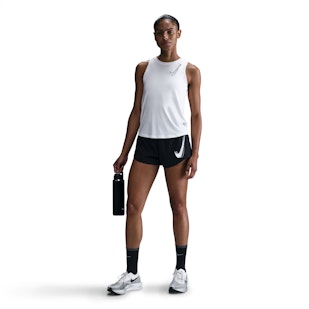 Main image showing a product in the gallery