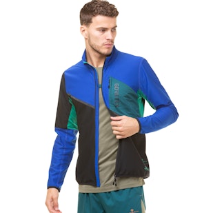 Main image showing a product in the gallery