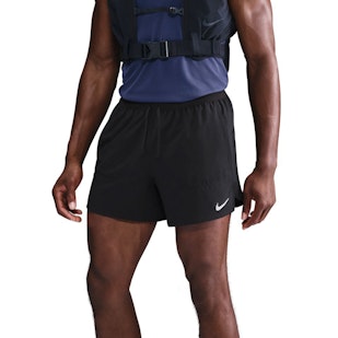 Main image showing a product in the gallery