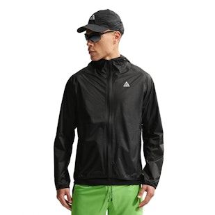 Main image showing a product in the gallery