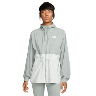 Main image showing a product in the gallery