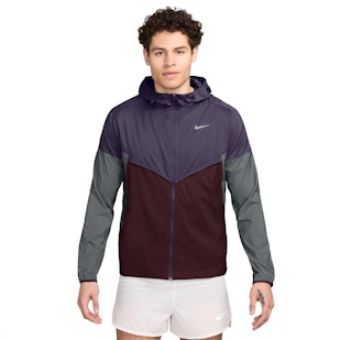 Main image showing a product in the gallery