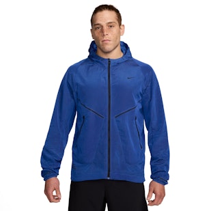 Main image showing a product in the gallery