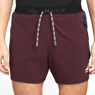 Main image showing a product in the gallery