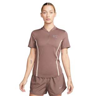 Main image showing a product in the gallery