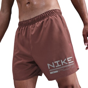 Main image showing a product in the gallery