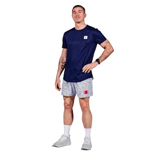 Main image showing a product in the gallery