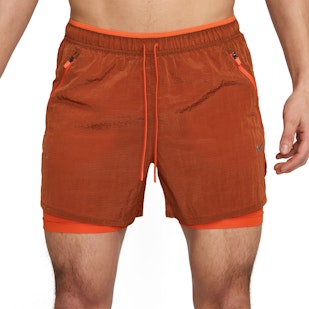 Main image showing a product in the gallery