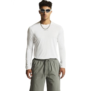 Main image showing a product in the gallery