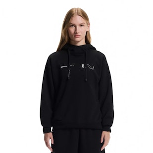 Main image showing a product in the gallery