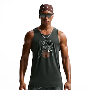 Main image showing a product in the gallery