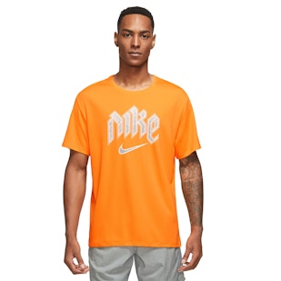 Main image showing a product in the gallery