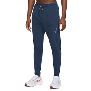 Main image showing a product in the gallery