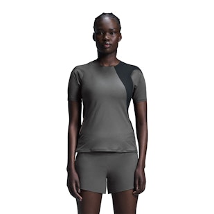 Main image showing a product in the gallery